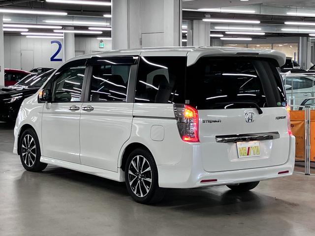 ステップワゴンスパーダ Z クールスピリット アルパイン後席モニター&ナビ 両側パワースライドドア バックカメラ BTオーディオ フルセグTV USB端子 スマートキー ETC クルーズコントロール パドルシフト ディスチャージランプ 17AW(8枚目)