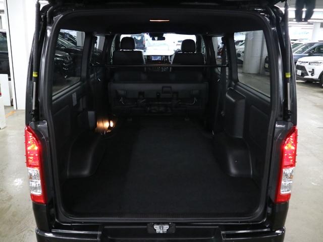ハイエースバン スーパーGL ダークプライムII ディーゼルターボ レンタカーアップ パノラミックビュー セーフティセンス ETC 両側パワースライド ストラーダナビ CD・DVD BTオーディオ フルセグ スマートキー AC100V パーキングセンサー LEDランプ(16枚目)