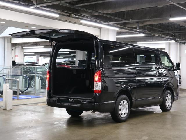 ハイエースバン スーパーGL ダークプライムII ディーゼルターボ レンタカーアップ パノラミックビュー セーフティセンス ETC 両側パワースライド ストラーダナビ CD・DVD BTオーディオ フルセグ スマートキー AC100V パーキングセンサー LEDランプ(25枚目)