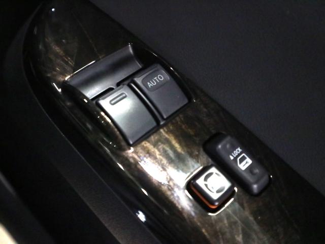 ハイエースバン スーパーGL ダークプライムII ディーゼルターボ レンタカーアップ パノラミックビュー セーフティセンス ETC 両側パワースライド ストラーダナビ CD・DVD BTオーディオ フルセグ スマートキー AC100V パーキングセンサー LEDランプ(42枚目)