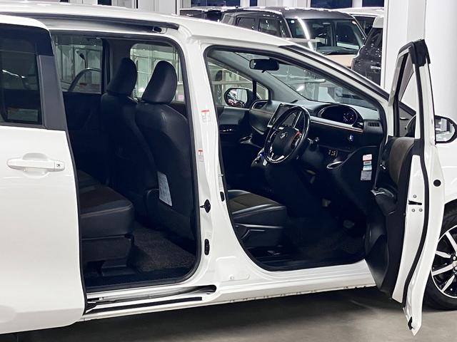 シエンタ ハイブリッドＧ　クエロ　パノラミックビューモニター　フリップダウンモニター　シート・ステアヒーター　純正９インチナビ　セーフティセンス　ＥＴＣ　両側パワースライド　ＢＴオーディオ　クルコン　クリアランスソナー　ＬＥＤランプ（12枚目）