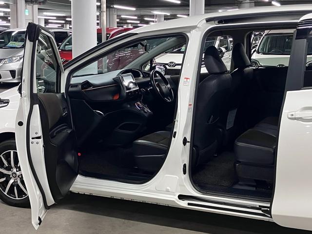 シエンタ ハイブリッドＧ　クエロ　パノラミックビューモニター　フリップダウンモニター　シート・ステアヒーター　純正９インチナビ　セーフティセンス　ＥＴＣ　両側パワースライド　ＢＴオーディオ　クルコン　クリアランスソナー　ＬＥＤランプ（22枚目）