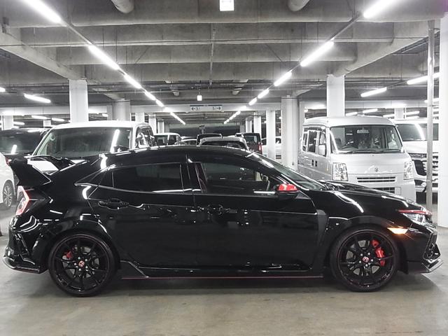 シビック タイプR 6MT ブレンボキャリパー 純正ナビ バックカメラ Bluetoothオーディオ CD ETC クルーズコントロール 専用シート 電動パーキング オートブレーキホールド LEDライト 専用軽量20インチAW(9枚目)