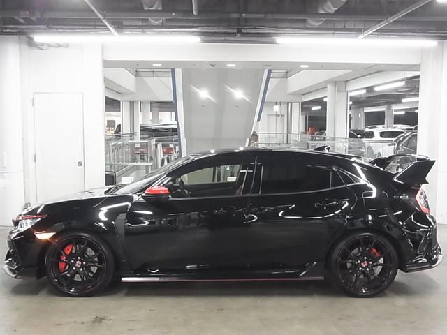 シビック タイプR 6MT ブレンボキャリパー 純正ナビ バックカメラ Bluetoothオーディオ CD ETC クルーズコントロール 専用シート 電動パーキング オートブレーキホールド LEDライト 専用軽量20インチAW(10枚目)