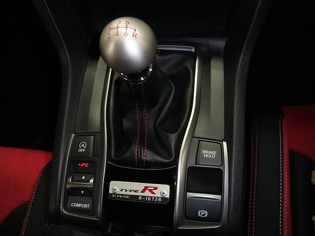 シビック タイプR 6MT ブレンボキャリパー 純正ナビ バックカメラ Bluetoothオーディオ CD ETC クルーズコントロール 専用シート 電動パーキング オートブレーキホールド LEDライト 専用軽量20インチAW(18枚目)