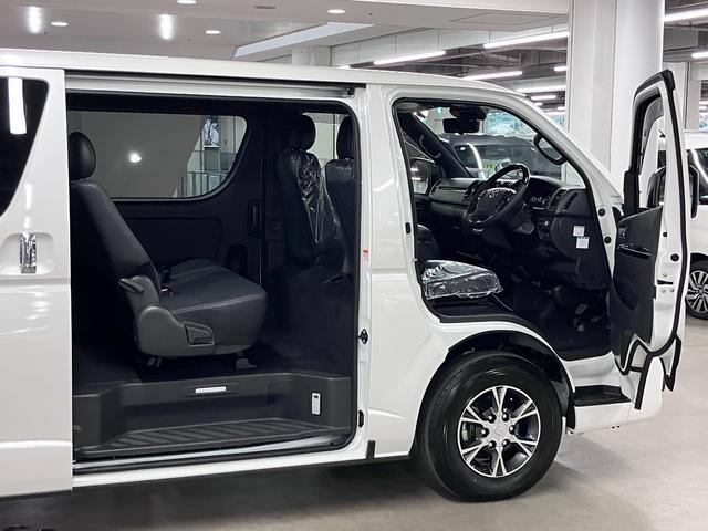 TOYOTA HIACE VAN LONG SUPER GL DARK PRIME S