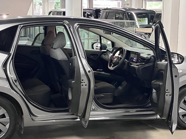 ノート e-POWER S 衝突軽減ブレーキ 車線逸脱警報 クリアランスソナー 純正ナビ ETC Bluetoothオーディオ フルセグTV CD再生 USB端子 オートブレーキホールド インテリキー スペアキー・取説・記録簿有(12枚目)