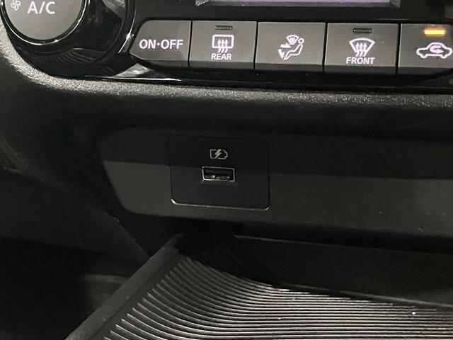 ノート e-POWER S 衝突軽減ブレーキ 車線逸脱警報 クリアランスソナー 純正ナビ ETC Bluetoothオーディオ フルセグTV CD再生 USB端子 オートブレーキホールド インテリキー スペアキー・取説・記録簿有(35枚目)