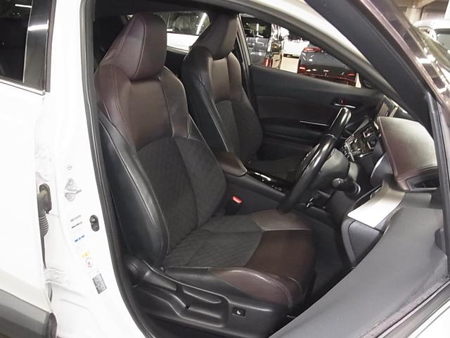 C-HR G-T 4WD ターボ セーフティセンス BSM シートヒーター ハーフレザーシート カロッツェリアナビ バックカメラ BTオーディオ フルセグTV CD・DVD ETC LEDライト 純正18AW スマートキー 記録簿有(13枚目)