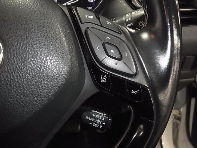 C-HR G-T 4WD ターボ セーフティセンス BSM シートヒーター ハーフレザーシート カロッツェリアナビ バックカメラ BTオーディオ フルセグTV CD・DVD ETC LEDライト 純正18AW スマートキー 記録簿有(18枚目)