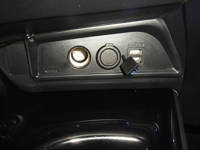 C-HR G-T 4WD ターボ セーフティセンス BSM シートヒーター ハーフレザーシート カロッツェリアナビ バックカメラ BTオーディオ フルセグTV CD・DVD ETC LEDライト 純正18AW スマートキー 記録簿有(37枚目)