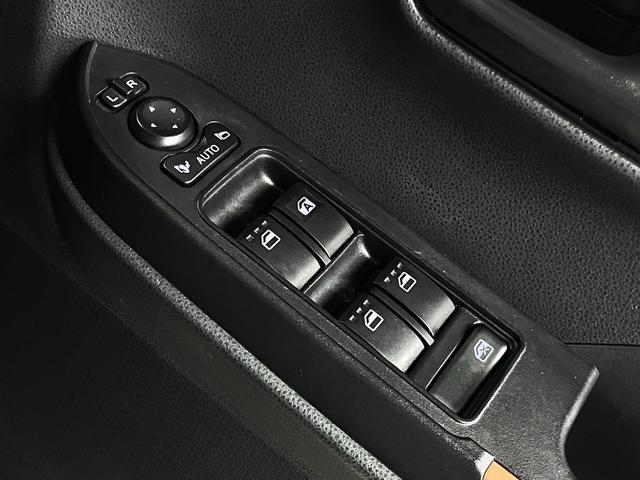 タント ファンクロスターボ ワンオーナー スマートクルーズパック ルーフキャリア パノラマモニター スマートアシスト ETC 両側パワースライド シートヒーター ストラーダナビ BTオーディオ フルセグTV USB スマートキー LEDランプ(39枚目)