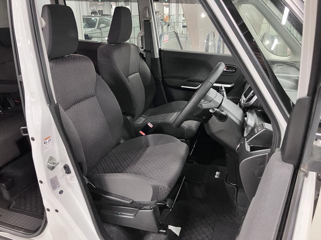 デリカD:2 ハイブリッドSZ ナビパッケージ 純正フルエアロ 衝突軽減ブレーキ 車線逸脱警報 全方位モニター付メモリーナビ シートヒーター 両側電動スライド BTオーディオ フルセグTV ETC クルコン 後席テーブル&サンシェード スマートキー HIDライト(13枚目)