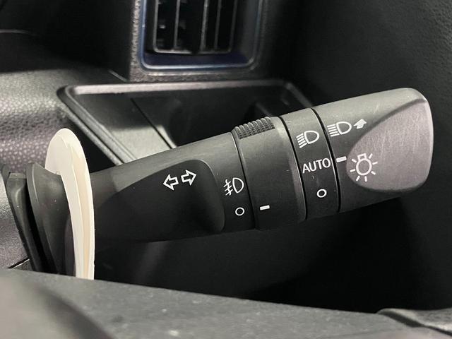 タント カスタムＸ　衝突軽減ブレーキ　車線逸脱警報　オートハイビーム　シートヒーター　両側電動スライド　ＡＴＯＴＯディスプレイオーディオ　バックカメラ　ＢＴオーディオ　ＵＳＢ　スマートキー　コーナーセンサー　ＬＥＤランプ（31枚目）