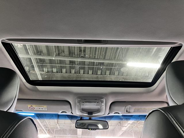 クラウンハイブリッド アスリートS アドバンスト&レザーシート&ドラサポパッケージ ムーンルーフ 衝突軽減ブレーキ レーダークルーズ ソナー 本革電動シート シートベンチレーション ステアヒーター 純正8型ナビ バックカメラ BTオーディオ フルセグ CDDVD ETC OP18AW(16枚目)