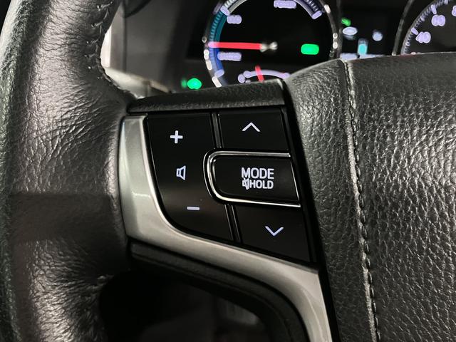 クラウンハイブリッド アスリートS アドバンスト&レザーシート&ドラサポパッケージ ムーンルーフ 衝突軽減ブレーキ レーダークルーズ ソナー 本革電動シート シートベンチレーション ステアヒーター 純正8型ナビ バックカメラ BTオーディオ フルセグ CDDVD ETC OP18AW(38枚目)