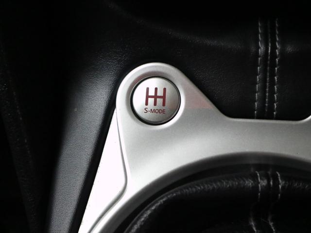 フェアレディZ バージョンS 6速マニュアル ストラーダナビ バックカメラ CD・DVD再生 Bluetoothオーディオ フルセグTV ETC インテリキー オートエアコン 電動格納ドアミラー HIDランプ 純正19AW&キャリパー スペアキー(29枚目)