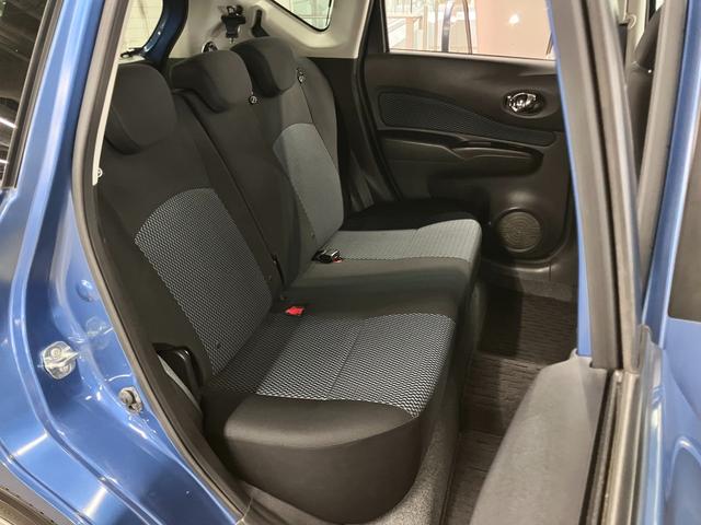 ノート Ｘ　ＤＩＧ－Ｓ　エマージェンシーブレーキパッケージ　エマージェンシーブレーキ　車線逸脱警報　純正ナビ　バックカメラ　ＣＤ・ＤＶＤ　Ｂｌｕｅｔｏｏｔｈオーディオ　フルセグ　ＥＴＣ　インテリキー　電動格納ドアミラー　オートエアコン　ヘッドライトレベライザー（14枚目）