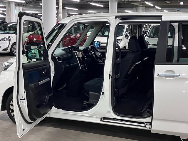 ルーミー カスタムG スマートアシスト ETC シートヒーター 両側パワースライド 純正ナビ バックカメラ BTオーディオ フルセグTV スマートキー シートアンダートレイ 後席テーブル・サンシェード ADB・LEDランプ(22枚目)