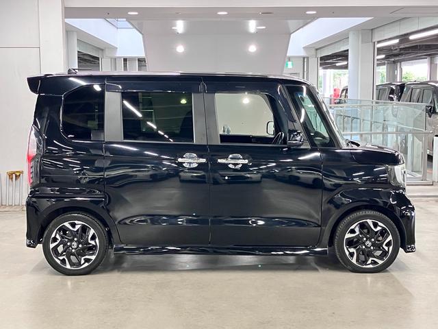 N-BOXカスタム G・Lターボホンダセンシング 衝突軽減ブレーキ 車線逸脱警報 アダプティブクルーズ パドルシフト ETC 純正8インチナビ 両側パワースライド バックカメラ BTオーディオ フルセグ スマートキー オートリトラミラー LEDランプ(9枚目)