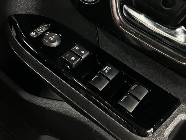 N-BOXカスタム G・Lターボホンダセンシング 衝突軽減ブレーキ 車線逸脱警報 アダプティブクルーズ パドルシフト ETC 純正8インチナビ 両側パワースライド バックカメラ BTオーディオ フルセグ スマートキー オートリトラミラー LEDランプ(40枚目)
