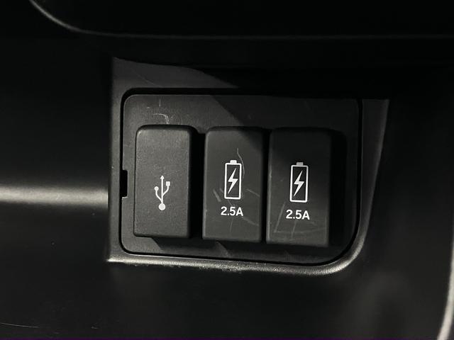 N-BOXカスタム G・Lターボホンダセンシング 衝突軽減ブレーキ 車線逸脱警報 アダプティブクルーズ パドルシフト ETC 純正8インチナビ 両側パワースライド バックカメラ BTオーディオ フルセグ スマートキー オートリトラミラー LEDランプ(41枚目)