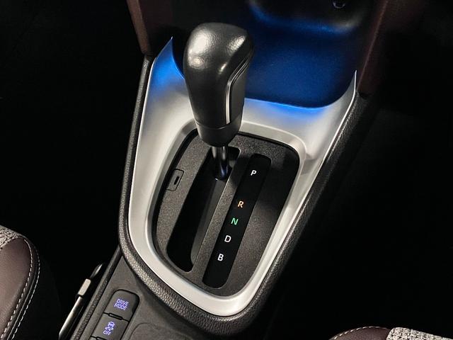 ヤリスクロス ハイブリッドZ ワンオーナー BSM・PKSB シートヒーター 純正8型ディスプレイオーディオ セーフティセンス ETC パワーバックドア バックカメラ BTオーディオ フルセグ USB スマートキー パワーシート LEDランプ(32枚目)