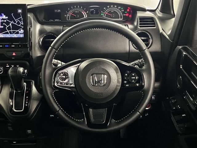 N-BOXカスタム Lターボ ホンダセンシング 純正9インチナビ シートヒーター 両側電動スライドドア バックカメラ BTオーディオ フルセグTV CD・DVD ETC パドルシフト ソナー 後席テーブル&サンシェード LEDライト 純正15AW(11枚目)