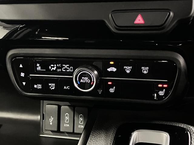 N-BOXカスタム Lターボ ホンダセンシング 純正9インチナビ シートヒーター 両側電動スライドドア バックカメラ BTオーディオ フルセグTV CD・DVD ETC パドルシフト ソナー 後席テーブル&サンシェード LEDライト 純正15AW(17枚目)