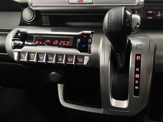 クロスビー ハイブリッドMZ ターボ デュアルセンサーブレーキサポート 誤発進抑制機能 車線逸脱警報 シートヒーター 純正ナビ BTオーディオ フルセグTV DVD ETC クルコン パドルシフト パーキングセンサー 後席テーブル スマートキー LEDライト 純正16AW(33枚目)