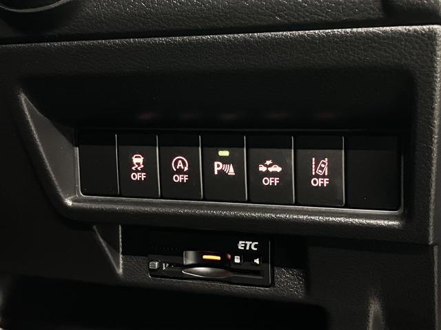 クロスビー ハイブリッドMZ ターボ デュアルセンサーブレーキサポート 誤発進抑制機能 車線逸脱警報 シートヒーター 純正ナビ BTオーディオ フルセグTV DVD ETC クルコン パドルシフト パーキングセンサー 後席テーブル スマートキー LEDライト 純正16AW(40枚目)