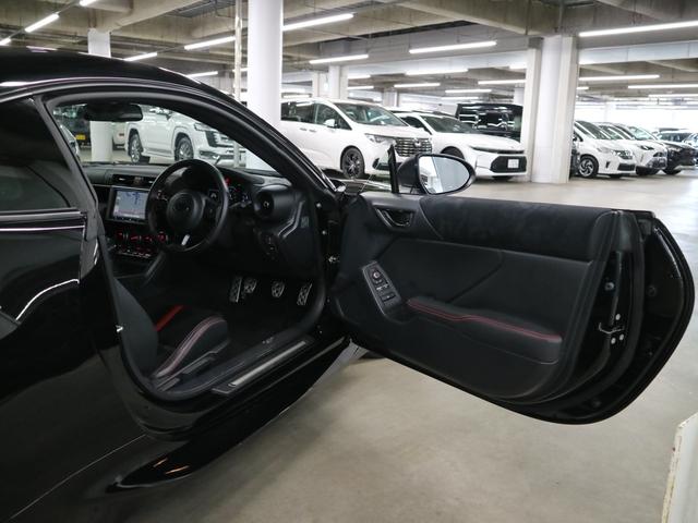 ＢＲＺ Ｓ　６ＭＴ　トランクスポイラー　ＳＲＶＤ　カロッツェリア９インチナビ　ＥＴＣ２．０　シートヒーター　ハーフレザー　バックカメラ　ＢＴオーディオ　フルセグＴＶ　ＣＤ・ＤＶＤ　クルーズコントロール　ＬＥＤライト　純正１８ＡＷ　スペアキー（12枚目）