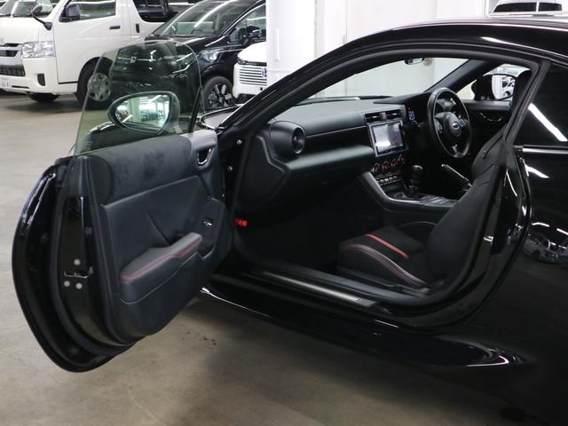 ＢＲＺ Ｓ　６ＭＴ　トランクスポイラー　ＳＲＶＤ　カロッツェリア９インチナビ　ＥＴＣ２．０　シートヒーター　ハーフレザー　バックカメラ　ＢＴオーディオ　フルセグＴＶ　ＣＤ・ＤＶＤ　クルーズコントロール　ＬＥＤライト　純正１８ＡＷ　スペアキー（22枚目）