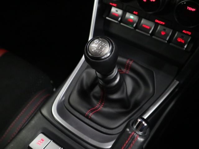 ＢＲＺ Ｓ　６ＭＴ　トランクスポイラー　ＳＲＶＤ　カロッツェリア９インチナビ　ＥＴＣ２．０　シートヒーター　ハーフレザー　バックカメラ　ＢＴオーディオ　フルセグＴＶ　ＣＤ・ＤＶＤ　クルーズコントロール　ＬＥＤライト　純正１８ＡＷ　スペアキー（34枚目）