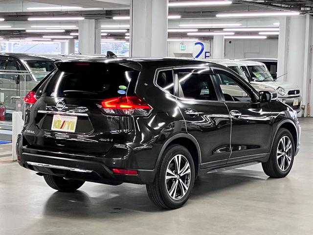 エクストレイル ２０Ｘｉ　４ＷＤ　インテリミラー　アラウンドビュー　ＢＳＷ・ＲＣＴＡ　アルパイン１０インチナビ　全席シートヒーター　プロパイロット　ＥＴＣ　オートバックドア　ＢＴオーディオ　衝突軽減ブレーキ　車線逸脱警報　ＬＥＤランプ（3枚目）