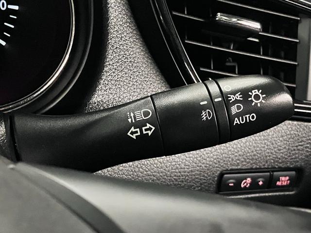 エクストレイル ２０Ｘｉ　４ＷＤ　インテリミラー　アラウンドビュー　ＢＳＷ・ＲＣＴＡ　アルパイン１０インチナビ　全席シートヒーター　プロパイロット　ＥＴＣ　オートバックドア　ＢＴオーディオ　衝突軽減ブレーキ　車線逸脱警報　ＬＥＤランプ（37枚目）