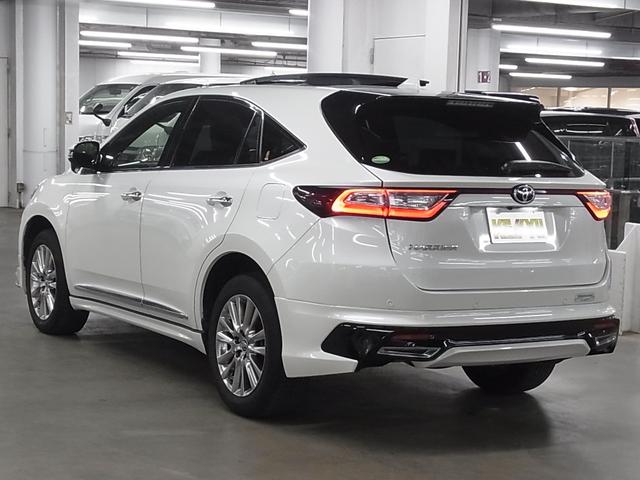 ハリアー プレミアムメタルアンドレザーパッケージ 4WD ワンオーナー TRDフルエアロ ムーンルーフ ケンウッド9インチナビ 本革メモリーシート ベンチレーション セーフティセンス ETC パワーバックドア バックカメラ BTオーディオ クリアランスソナー LEDランプ(8枚目)