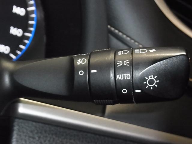 ハリアー プレミアムメタルアンドレザーパッケージ 4WD ワンオーナー TRDフルエアロ ムーンルーフ ケンウッド9インチナビ 本革メモリーシート ベンチレーション セーフティセンス ETC パワーバックドア バックカメラ BTオーディオ クリアランスソナー LEDランプ(35枚目)