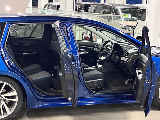 レヴォーグ １．６ＧＴ－Ｓアイサイト　４ＷＤターボ　ＳＴＩフロントアンダースポイラー　衝突軽減ブレーキ　車線逸脱警報　全車速追従クルーズ　パドルシフト　ＥＴＣ　イクリプスナビ　バックカメラ　ＢＴオーディオ　フルセグ　パワーシート　ウォッシャー付ＬＥＤ（12枚目）