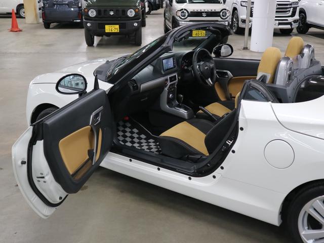 コペン セロ S RECAROシート シートヒーター MOMOステアリング ビルシュタインダンパー ストラーダナビ バックカメラ BTオーディオ フルセグ CD・DVD ETC パドルシフト LEDライト 純正16AW(30枚目)