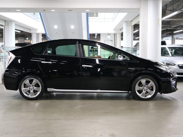 プリウス Sツーリングセレクション・マイコーデ フリップダウンモニター 純正8インチナビ レザー調シート バックカメラ BTオーディオ フルセグTV CD・DVD ETC スマートキー LEDヘッドランプ ヘッドライトクリーナー 純正17インチAW(9枚目)