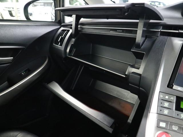 プリウス Sツーリングセレクション・マイコーデ フリップダウンモニター 純正8インチナビ レザー調シート バックカメラ BTオーディオ フルセグTV CD・DVD ETC スマートキー LEDヘッドランプ ヘッドライトクリーナー 純正17インチAW(49枚目)