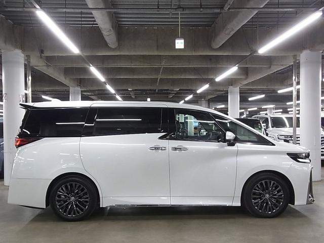 ヴェルファイアハイブリッド Z プレミア ワンオーナー 左右独立ムーンルーフ HUD デジタルミラー パノラミックビュー トヨタチームメイト 後席モニター BSM 本革シート 前後席ベンチレーション 純正14型ナビ セーフティセンス ETC2.0 パワーバックドア 両側パワースライド(9枚目)