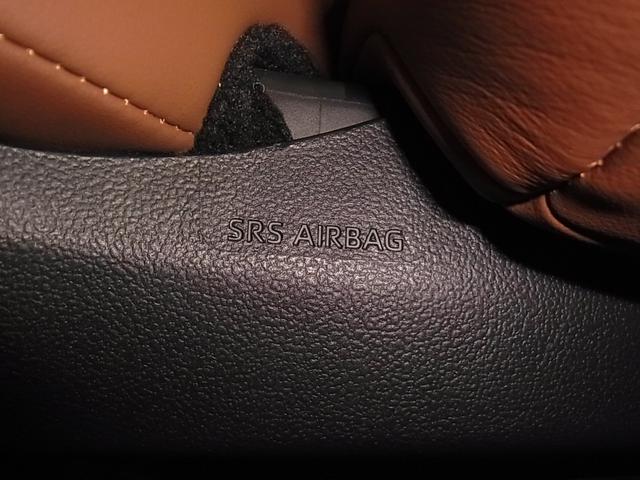 ヴェルファイアハイブリッド Z プレミア ワンオーナー 左右独立ムーンルーフ HUD デジタルミラー パノラミックビュー トヨタチームメイト 後席モニター BSM 本革シート 前後席ベンチレーション 純正14型ナビ セーフティセンス ETC2.0 パワーバックドア 両側パワースライド(57枚目)