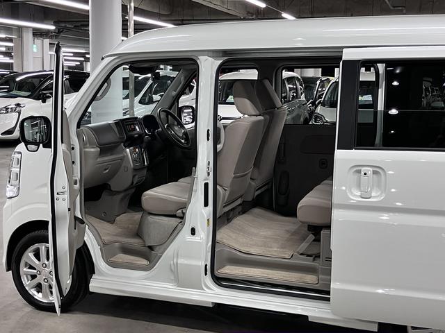 エブリイワゴン PZターボスペシャル ハイルーフ デュアルカメラブレーキサポート オートステップ 両側電動スライドドア シートヒーター 純正オーディオ CD ラジオ AUX・USB端子 オーバーヘッドシェルフ スマートキー HIDライト 純正14AW(22枚目)