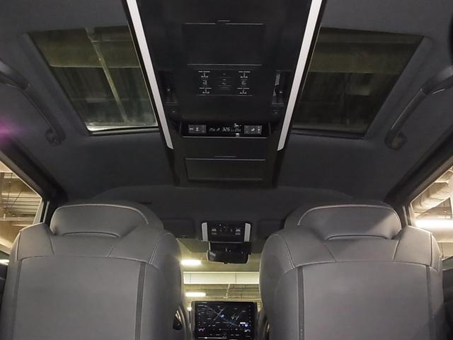 アルファード Z ワンオーナー トヨタチームメイト デジタルミラー HUD 左右独立ムーンルーフ パノラミックビュー 後席モニター BSM 純正14型ナビ セーフティセンス ETC2.0 前後席ベンチレーション ステアヒーター パワーバックドア 両側電動スライド AC100V(17枚目)
