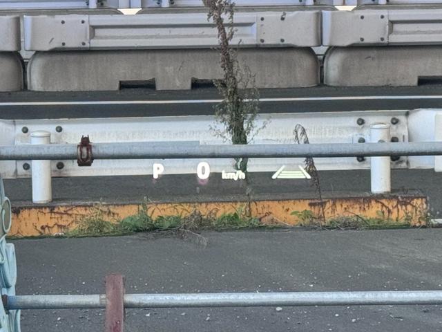 アルファード Z ワンオーナー トヨタチームメイト デジタルミラー HUD 左右独立ムーンルーフ パノラミックビュー 後席モニター BSM 純正14型ナビ セーフティセンス ETC2.0 前後席ベンチレーション ステアヒーター パワーバックドア 両側電動スライド AC100V(36枚目)