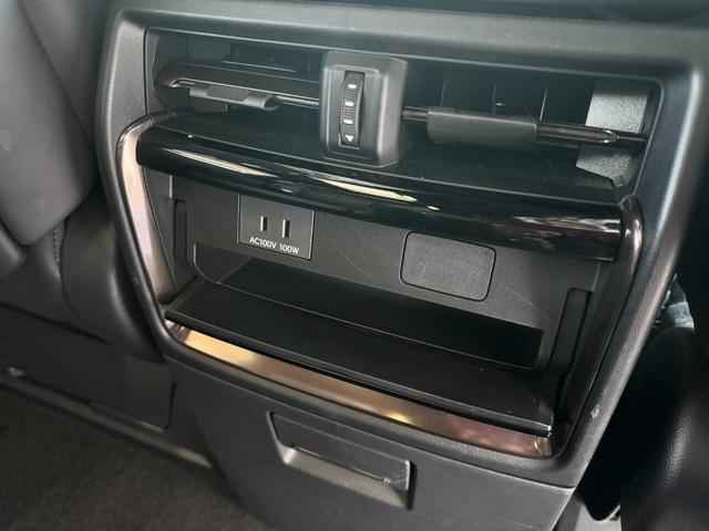 アルファード Z ワンオーナー トヨタチームメイト デジタルミラー HUD 左右独立ムーンルーフ パノラミックビュー 後席モニター BSM 純正14型ナビ セーフティセンス ETC2.0 前後席ベンチレーション ステアヒーター パワーバックドア 両側電動スライド AC100V(46枚目)