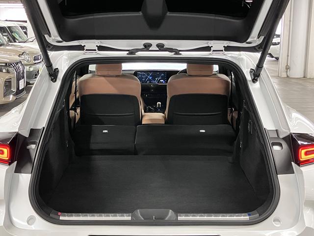 クラウンスポーツ Z 4WD 内装/サンドブラウン モデリスタフルエアロ パノラマルーフ アドバンストパーク パノラミックビュー デジタルミラー HUD 12.3インチナビ ETC2.0 本革 ベンチレーション ステアヒーター パワーバックドア おくだけ充電 AC1500W(15枚目)