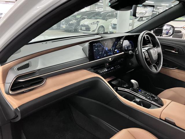クラウンスポーツ Z 4WD 内装/サンドブラウン モデリスタフルエアロ パノラマルーフ アドバンストパーク パノラミックビュー デジタルミラー HUD 12.3インチナビ ETC2.0 本革 ベンチレーション ステアヒーター パワーバックドア おくだけ充電 AC1500W(23枚目)